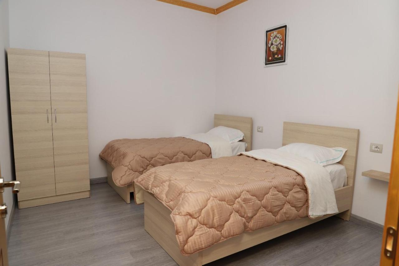 Comfort Apartment Берат Екстер'єр фото